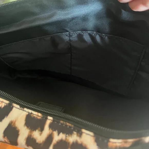 NwT No Boundaries Natural Leopard Tote Bag - Picture 7 of 11